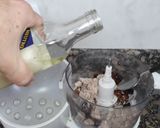 Foto del paso 1 de la receta: Bolitas de dátiles, cacao amargo y almendras