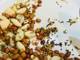 લસણ ની ચટણી (Garlic Chutney Recipe In Gujarati)