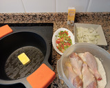 Foto del paso 1 de la receta: Muslitos de pollo en salsa
