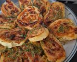 Une image de l'étape 2 de Rouleaux feuilletés croustillants aux lardons et fromage.