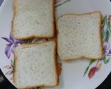 A picture of step 1 of Salad sandwich.