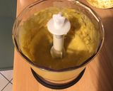 Une image de l'étape 1 de Sauce au curry et pêches (pour poissons ou crustacés).
