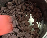 Foto del paso 2 de la receta: Bombones de chocolate rellenos de reducción de ponche