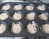 Foto del paso 3 de la receta: Muffins de banana rellenos de dulce de leche