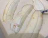 Foto langkah ke 2 dari resep Pisang Goreng Wijen (💡TIPS agar Wijen Menempel ke Tepung).
