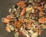 Foto langkah ke 2 dari resep Kerang Hijau Kuah Santan.