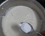 A picture of step 4 of Rawa Idli With Onion-Tomato Chutney.