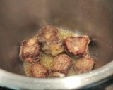 A picture of step 3 of Oxtail Stew in a Pressure Cooker.