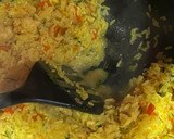 Foto del paso 4 de la receta: Un arroz, mil ideas: 🥘 Arroz amarillo con pollo, queso y perejil súper cremoso