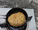 கரண்டி ஆம்லட் (karandi omlette recipe in tamil) ரெசிபி ஸ்டேப் 6 புகைப்படம்