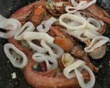 Foto del paso 4 de la receta: Arroz Meloso de Bogavante 🦞