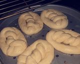 A picture of step 9 of Pretzels.