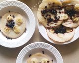 A picture of step 6 of Banana Pancakes.