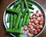 पावट्याच्या शेंगांची मिक्स भाजी (Pavtachya Shenganganchi Recipe In Marathi) रेसिपी स्टेप 2 फोटो