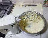 A picture of step 4 of Victorian Sponge Cake.