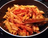 A picture of step 5 of Chilli pasta.
