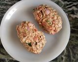A picture of step 2 of Black chanacutlat  roll.