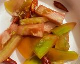 Foto langkah ke 2 dari resep Brokoli Jamur Kancing Saus Tiram.