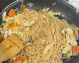 Foto del paso 6 de la receta: Fideos chinos con pollo