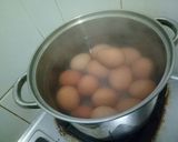 Foto langkah ke 1 dari resep Telur Kuah Kuning.