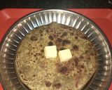 A picture of step 5 of Bathua aloo ke parathe.