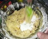 A picture of step 5 of Apple cupcakes.