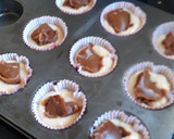 Foto del paso 6 de la receta: Muffins de Banana y Coco rellenos de Dulce de Leche