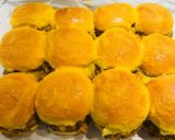A picture of step 10 of Montreal Sliders 🍔.