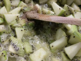 Kiwi-alma dzsem