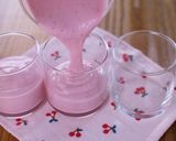 A picture of step 8 of Creamy Strawberry Milk Jelly Pudding.