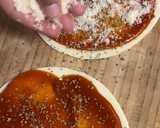 Foto del paso 1 de la receta: Mini pizzas calavera