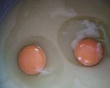 Mézes, meggyes grízes krémmel recept fázis 2 fotója
