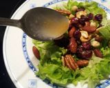 Foto del paso 4 de la receta Ensalada de frutos secos con vinagreta de miel