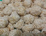 Foto langkah ke 7 dari resep Onde-onde Ketawa Keju, renyah n empuk.