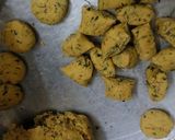 A picture of step 3 of Oil free diet Methi khakra.