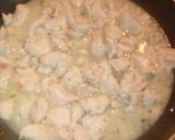 Foto del paso 3 de la receta: Pechuga de pollo en salsa