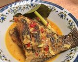 Foto langkah ke 5 dari resep Ikan Nila Bumbu Kuning.