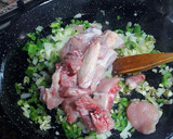Foto del paso 3 de la receta: Arroz básico de curry hindú y hebras de azafrán puro