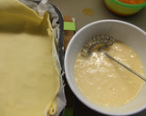 Foto del paso 2 de la receta: Pastel rústico de puerros y echalotes con queso brie