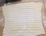 Foto langkah ke 2 dari resep Cheese Roll.