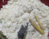 Foto langkah ke 2 dari resep Lemper ayam.