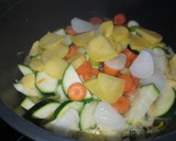 Foto del paso 2 de la receta: Crema de calabacín 🥒🥒