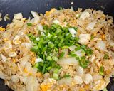 รูปขั้นตอนการทำที่ 3 ของ ข้าวผัดปู