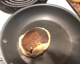 A picture of step 3 of Sugary sweet mini pancakes!.