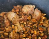 Foto del paso 4 de la receta: Pollo al sillao con níscalo