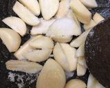 Foto langkah ke 2 dari resep Kacang Tojin/ kacang goreng klasik simple empuk.