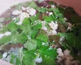 Hình bước làm 3 của món Canh rau dền cơm nấu nạc vai xay