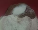 Foto langkah ke 1 dari resep Bolu Coklat Panggang 1 Telur.