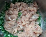 Foto del paso 2 de la receta: Quiche de pollo con verduras fácil y rápido