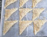 Foto del paso 4 de la receta: Triángulos de hojaldre y cabello de ángel